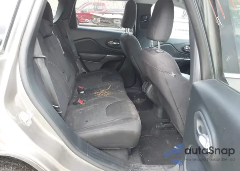 2019 Jeep Cherokee Latitude 4X4 from USA, damaged, VIN 1C4PJMCBXKD307025